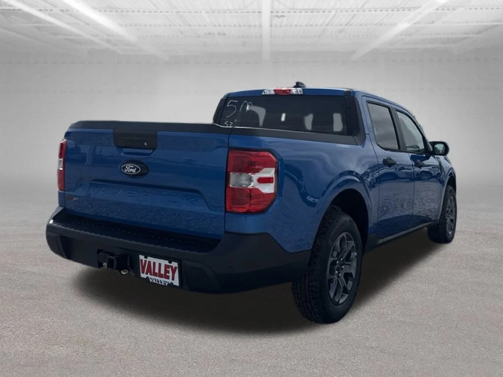 New 2026 Velocity Blue Ford XLT image 9