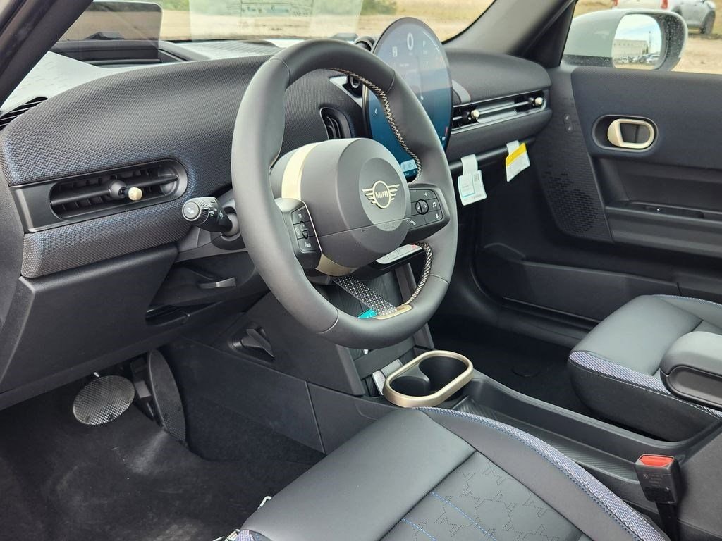 Used 2026 Silver MINI Cooper image 9