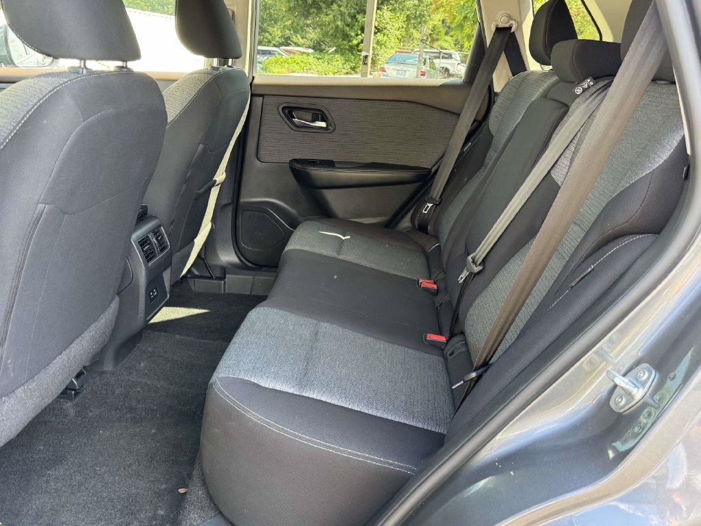 Used 2023 Gray Nissan SV image 17