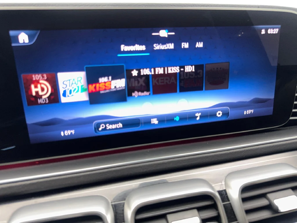 Used 2025 White Mercedes-Benz GLS 450 image 68