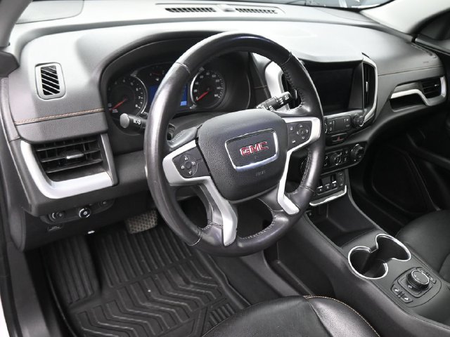 Used 2019 White GMC SLT image 21
