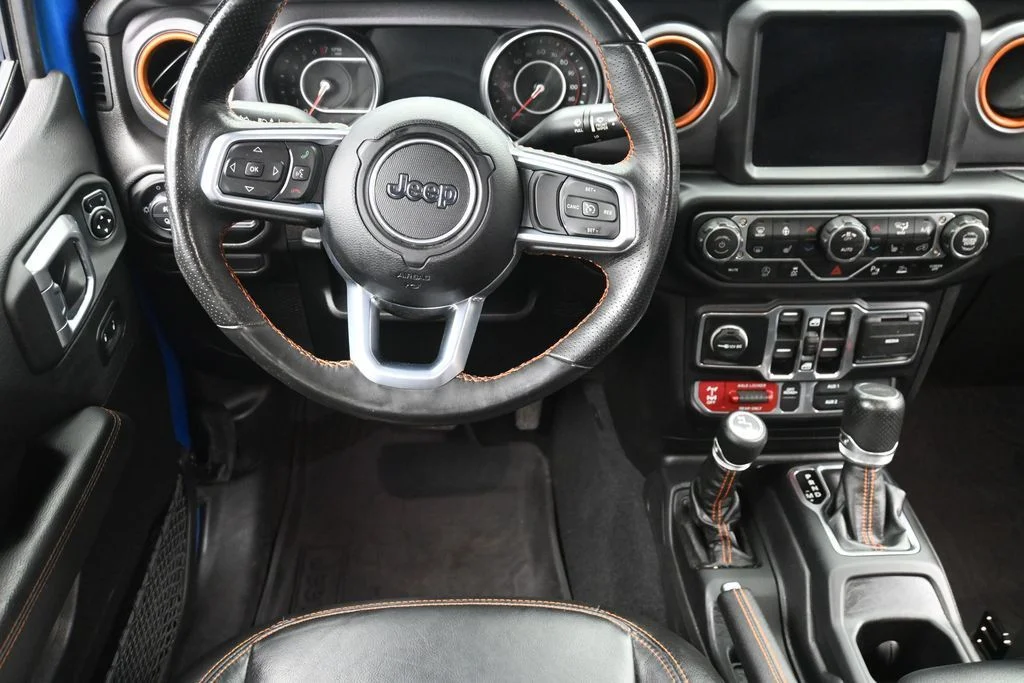 Used 2022 Blue Jeep Mojave image 14