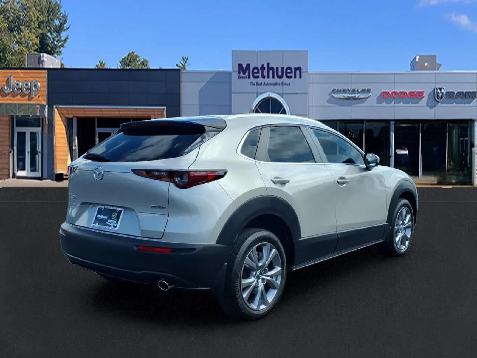 Used 2023 Platinum Quartz Metallic Mazda 2.5 S Preferred Package image 4
