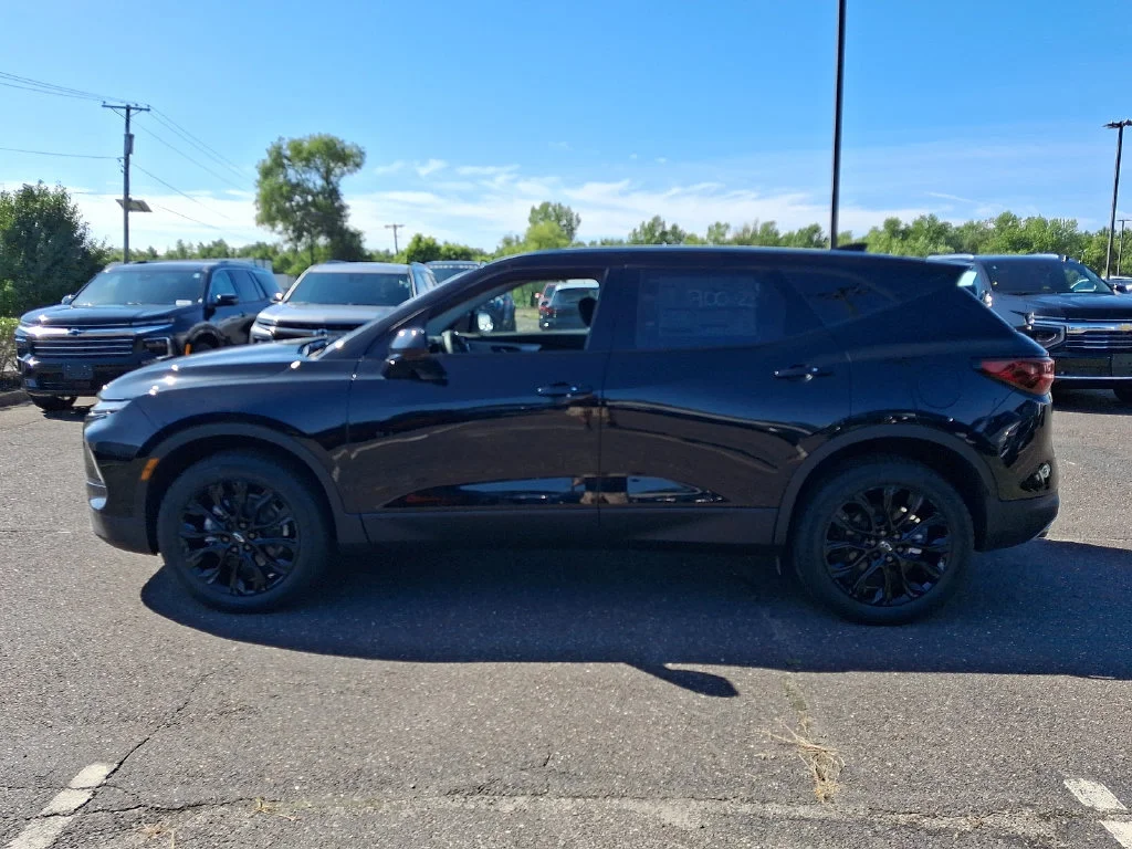 New 2026 Black Chevrolet 2LT image 5