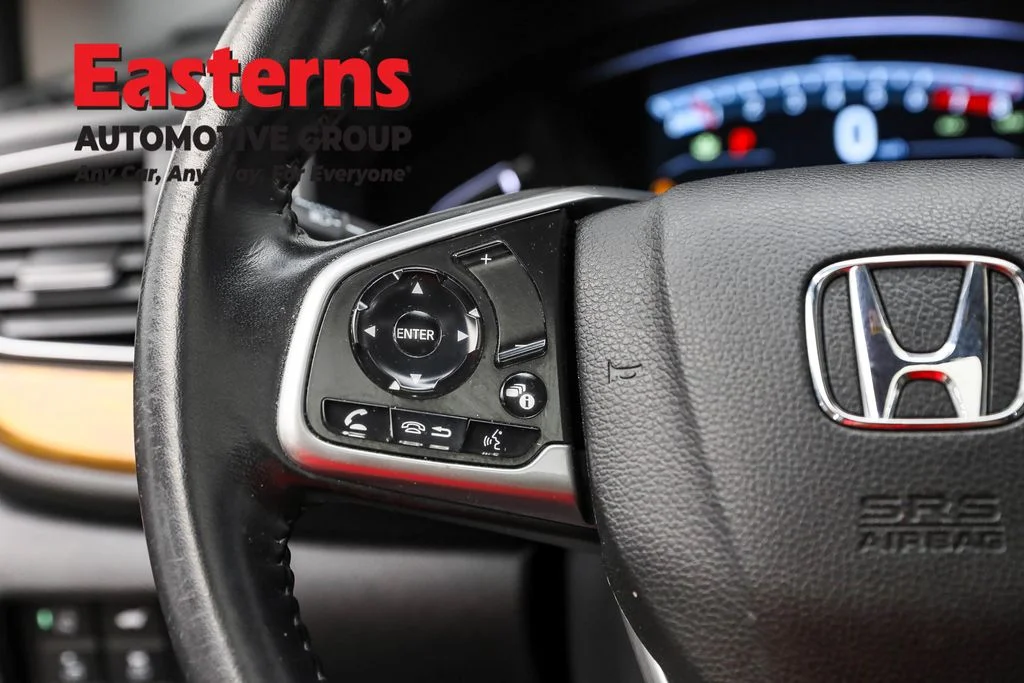 Used 2022 Red Honda Touring image 15