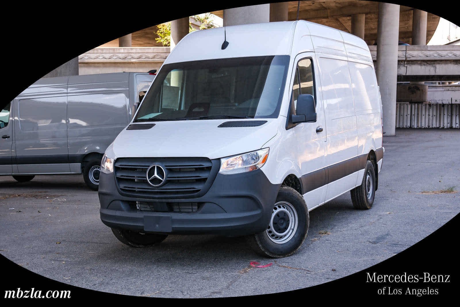 New 2025 Arctic+White Mercedes-Benz Cargo 144WB High Roof RWD 2.0L I4 Diesel Turbo SO image 2