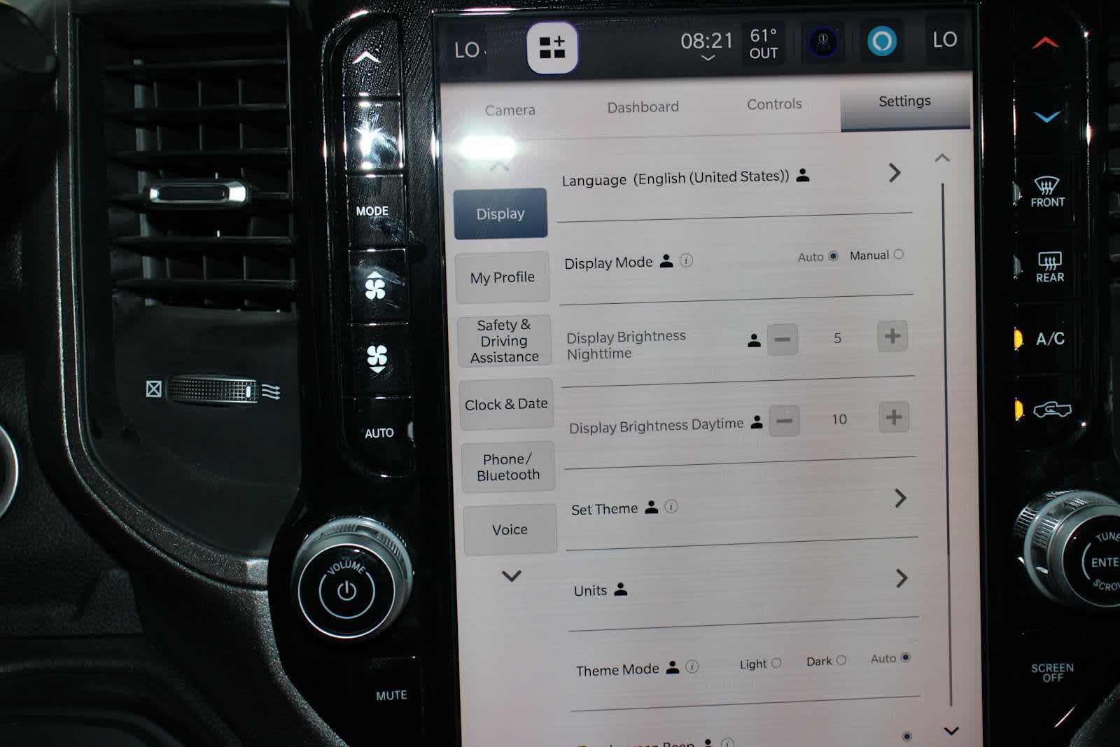 2025 RAM 3500 Tradesman - Photo 33