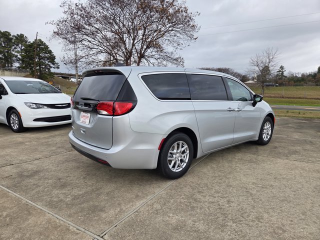 New 2026 Silver Mist Clear-Coat Exterior Paint Chrysler LX image 6