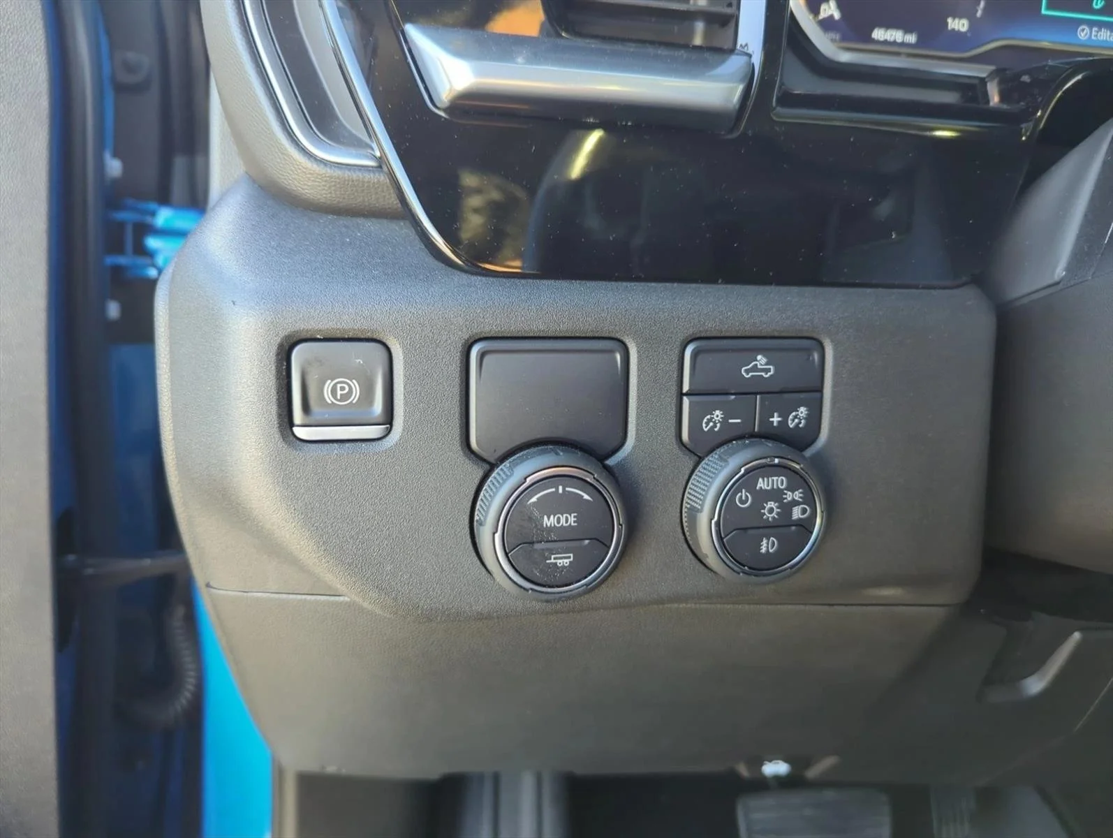 Used 2022 Glacier Blue Metallic Chevrolet RST image 11