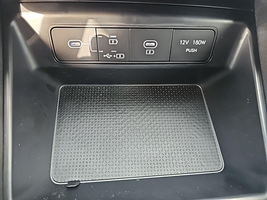 New 2026 White Hyundai SEL AWD image 20