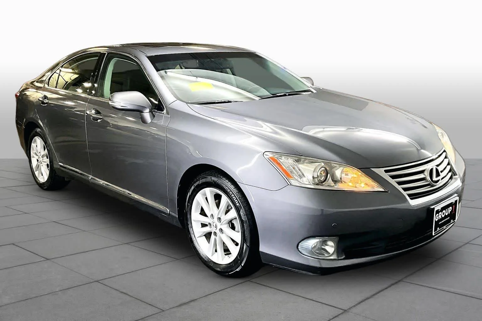 Used 2012 Nebula Gray Pearl Lexus  image 3