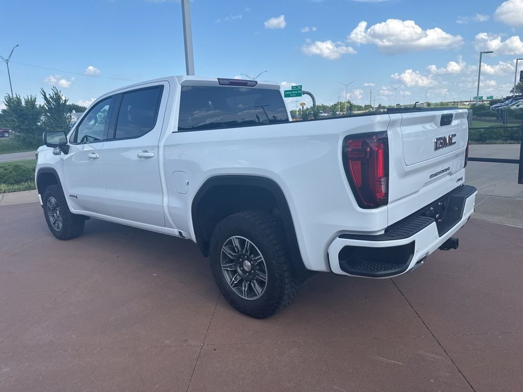 Used 2026 White GMC AT4 image 5