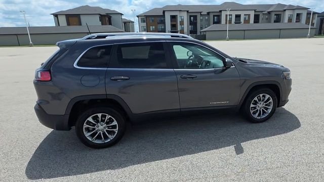 Used 2019 Jeep Cherokee Latitude Plus with VIN 1C4PJLLB5KD316368 for sale in O'Fallon, IL