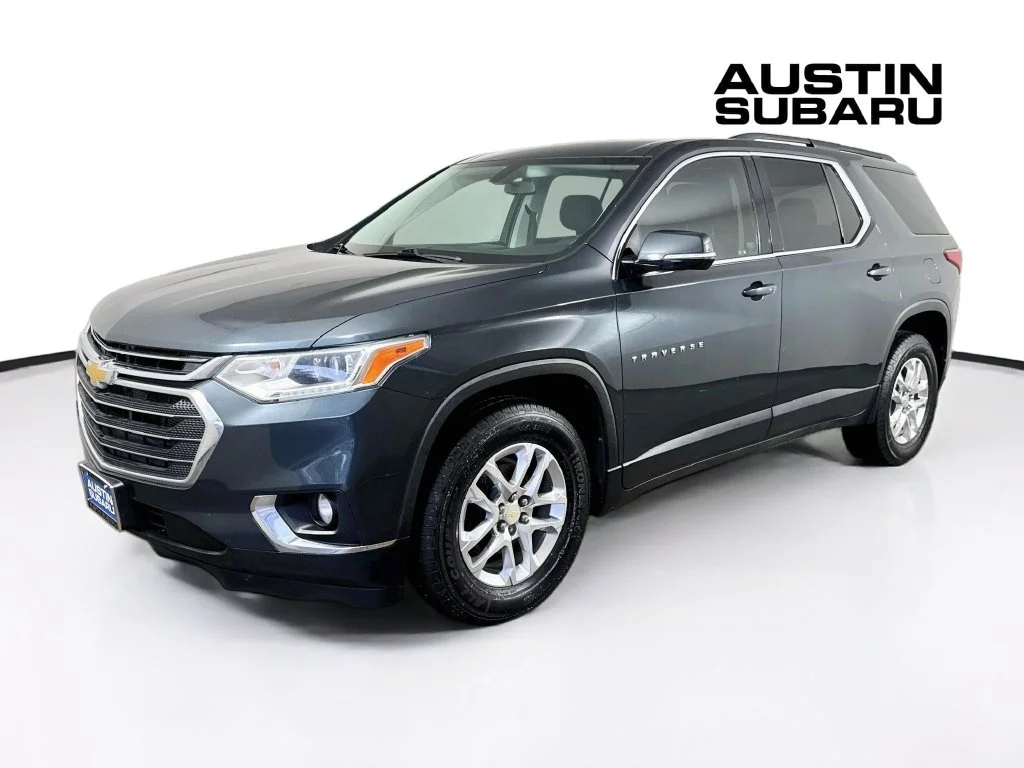 Used 2020 Gray Chevrolet LT image 3