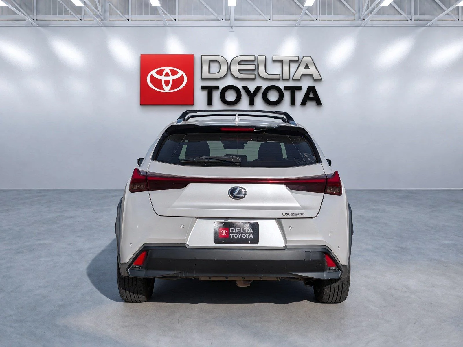 Used 2021 Eminent White Pearl Lexus UX 250h image 5