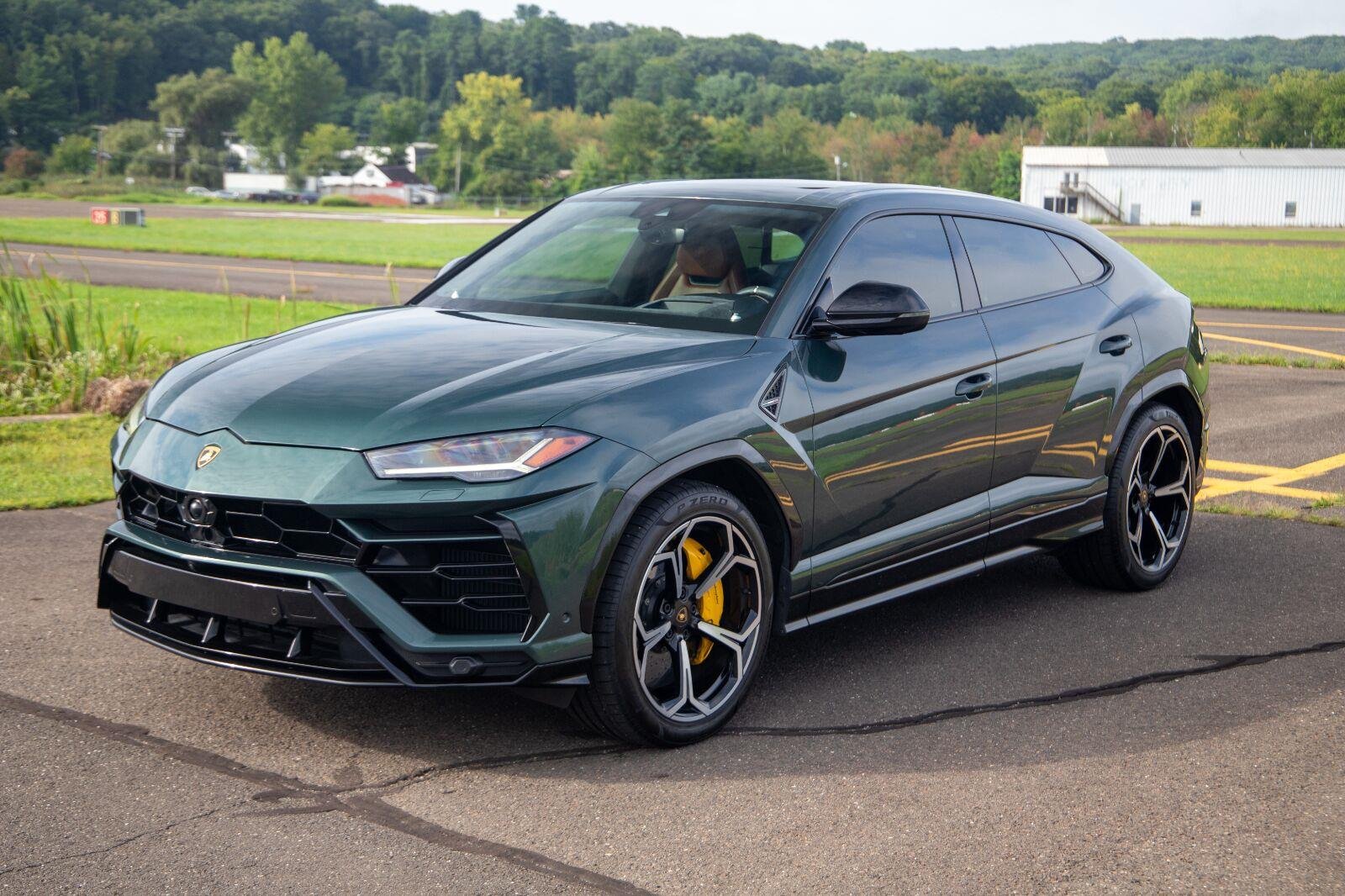 Used 2022 Verde Mantis Pearl Lamborghini Graphite Capsule image 3