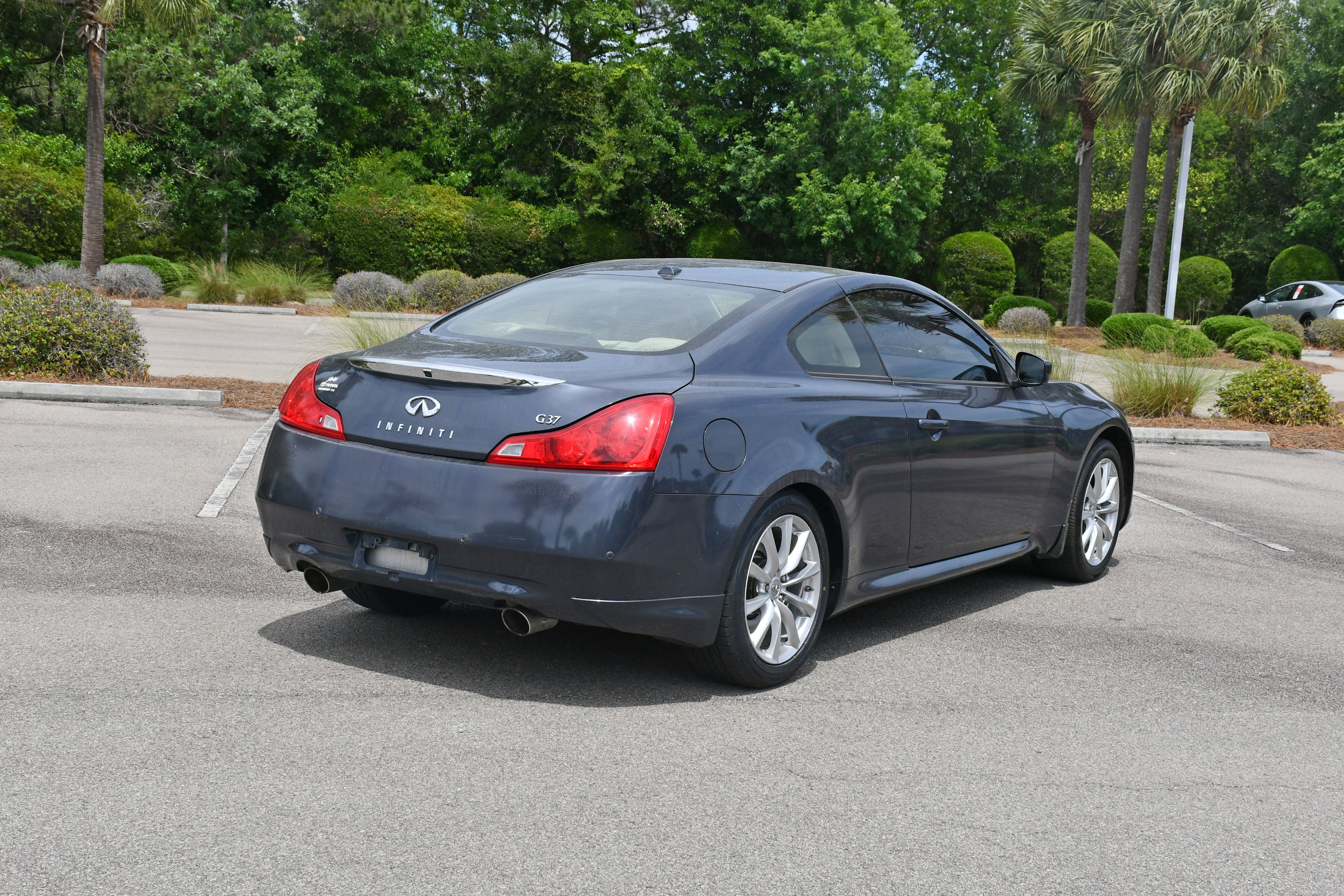 Used 2013 Blue INFINITI Journey image 3