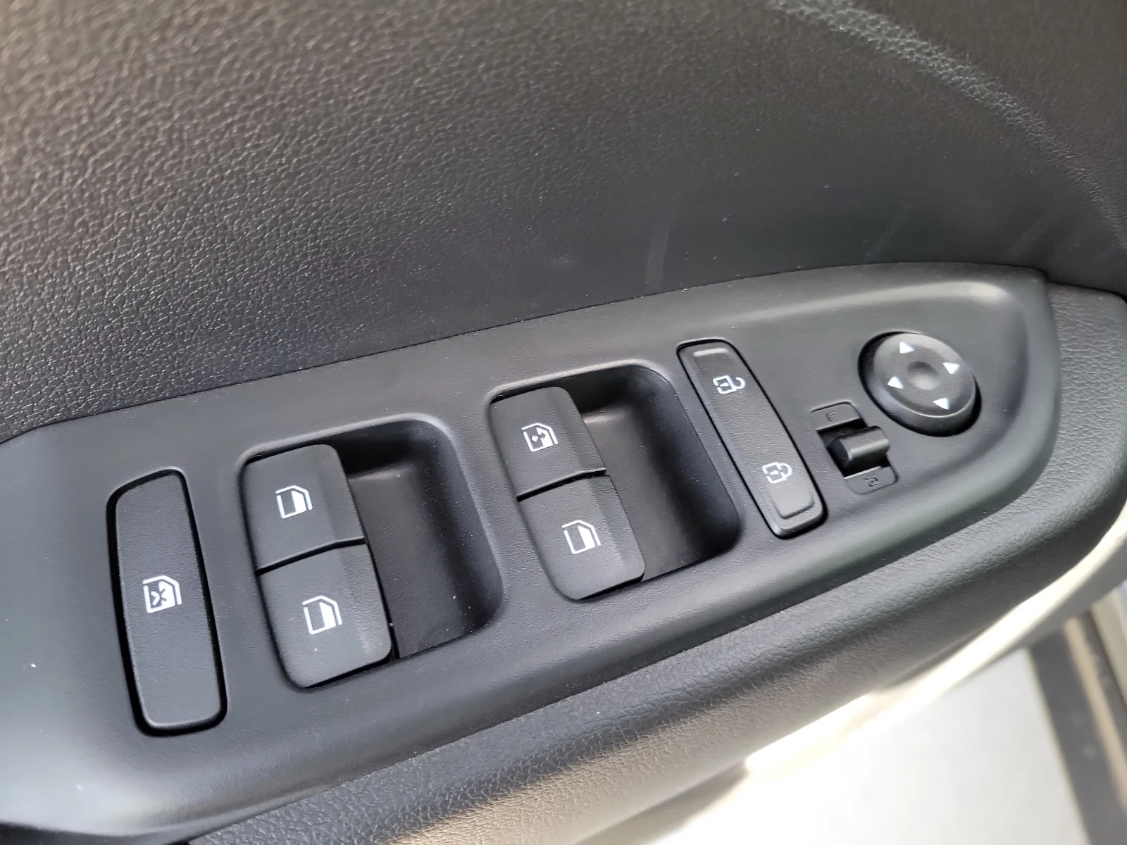New 2026 Ecotronic Gray Hyundai SEL image 11
