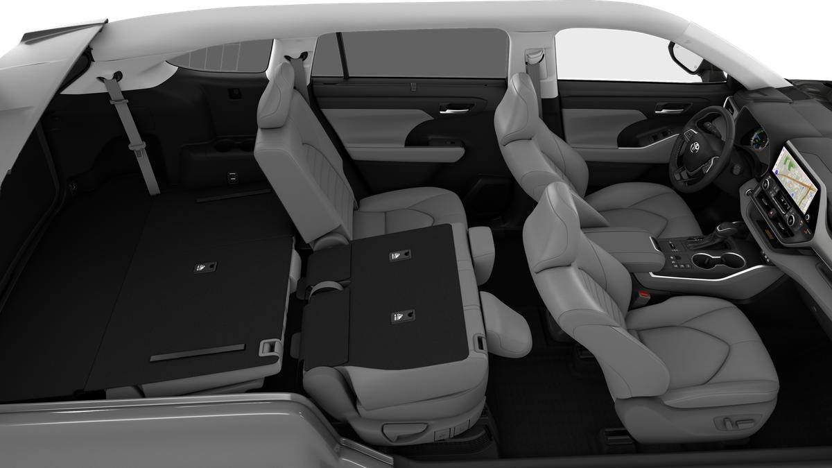 New 2026 Heavy Metallic Toyota Hybrid XLE image 44