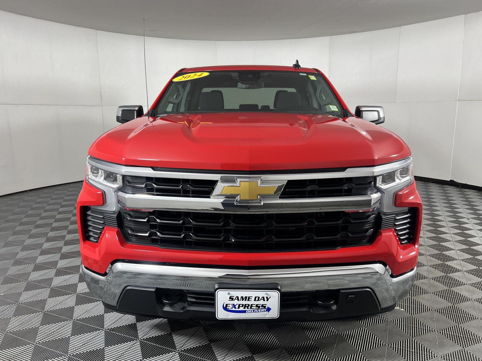 Used 2024 Red Hot Chevrolet LT image 27