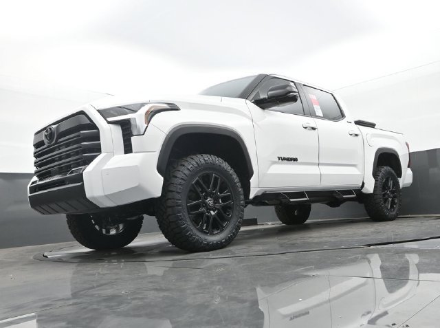 New 2026 Ice Cap Toyota Limited image 26