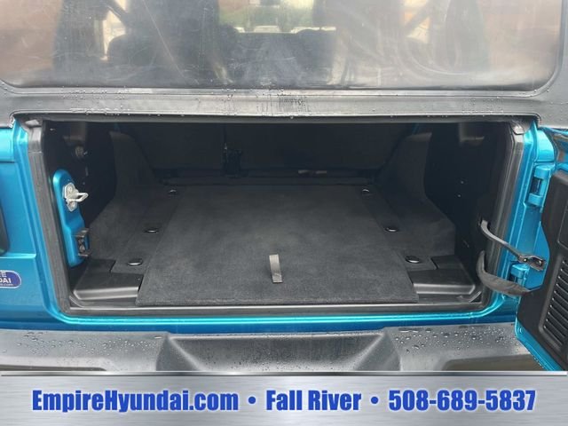 Used 2019 Bikini Pearlcoat Jeep Unlimited Sport S image 5