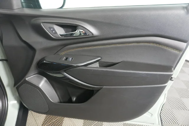 Used 2025 Green Chevrolet ACTIV image 34