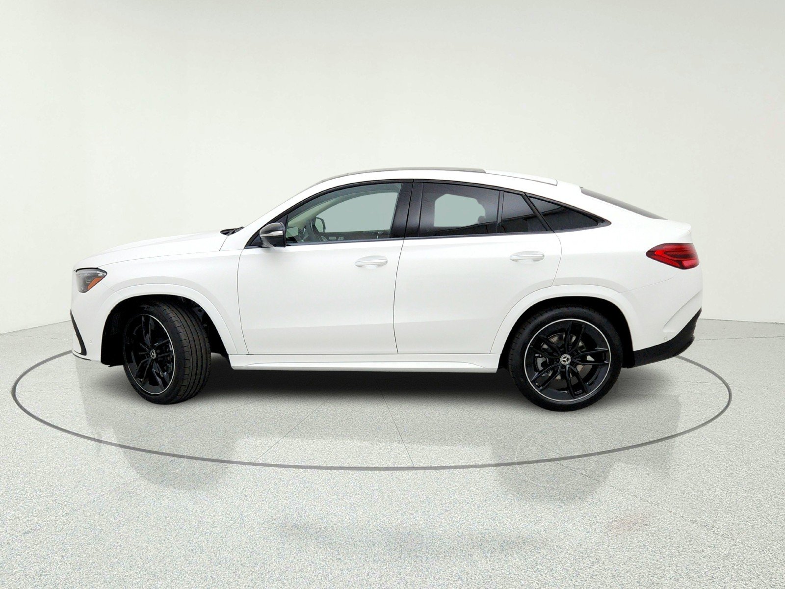 Certified Used 2026 Polar White Mercedes-Benz GLE 450 image 14