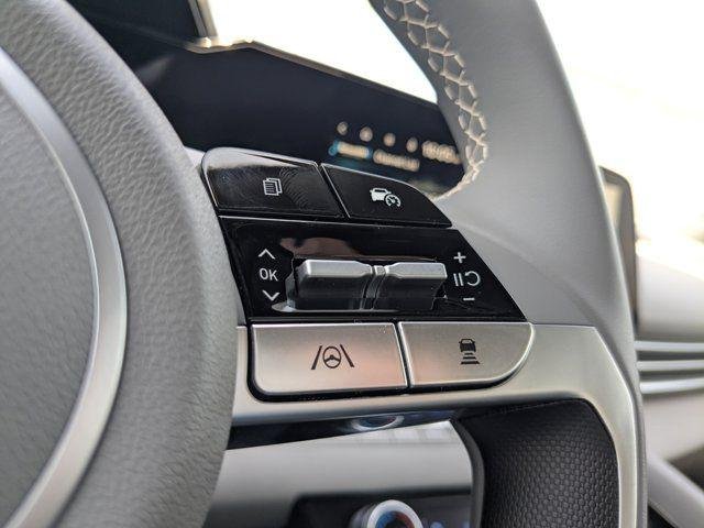 2025 Hyundai Elantra SEL - Photo 46