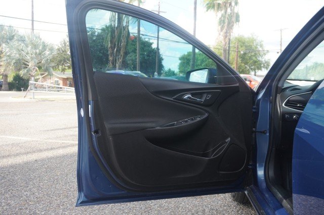 Used 2025 BLUE Chevrolet LS image 14