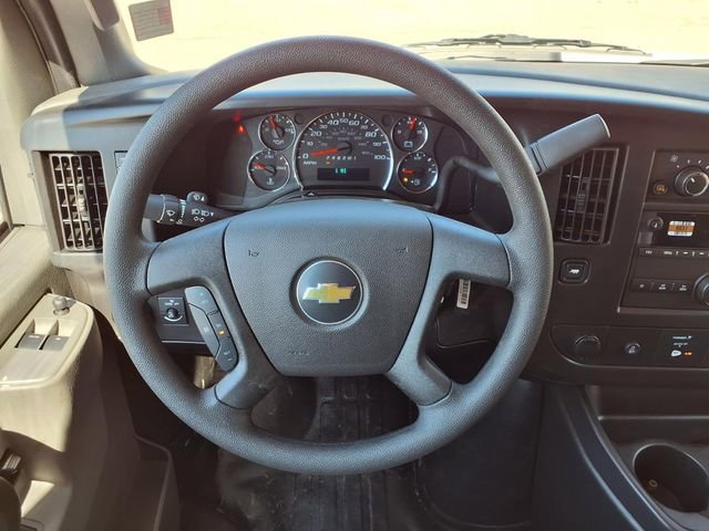 2026 Chevrolet Express Cargo Work Van - Photo 15