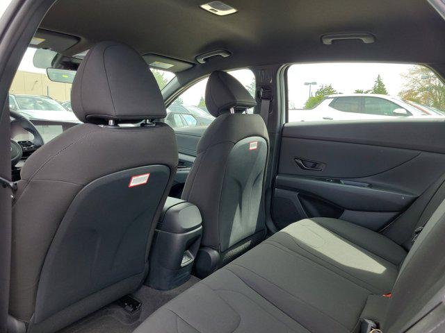 2025 Hyundai Elantra Blue - Photo 14