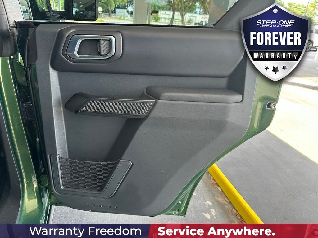 Used 2025 Green Ford Badlands image 32