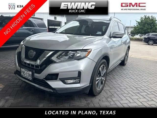 Used 2018 Silver Nissan SL image 1