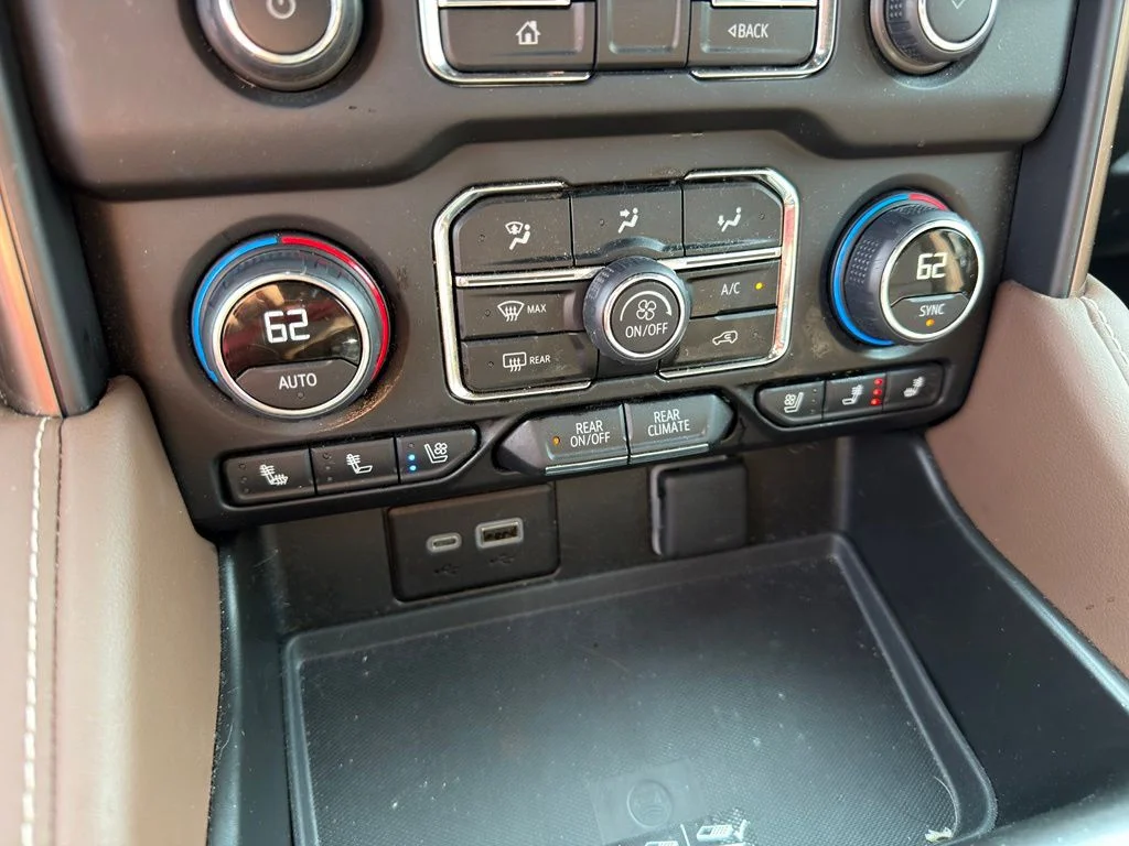Used 2024 Blue Chevrolet High Country image 3