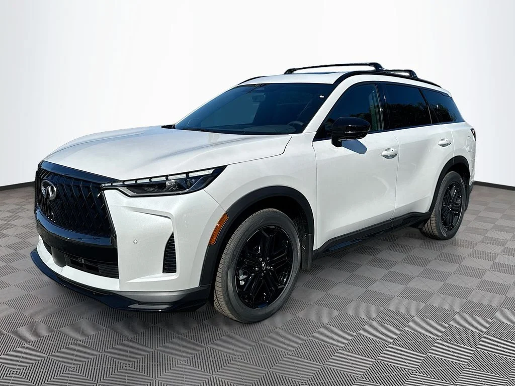 Certified Used 2026 White INFINITI SPORT image 4