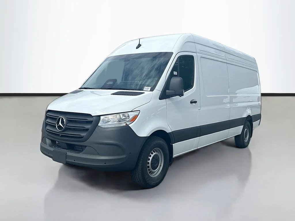 New 2026  Mercedes-Benz Cargo 170 WB image 7