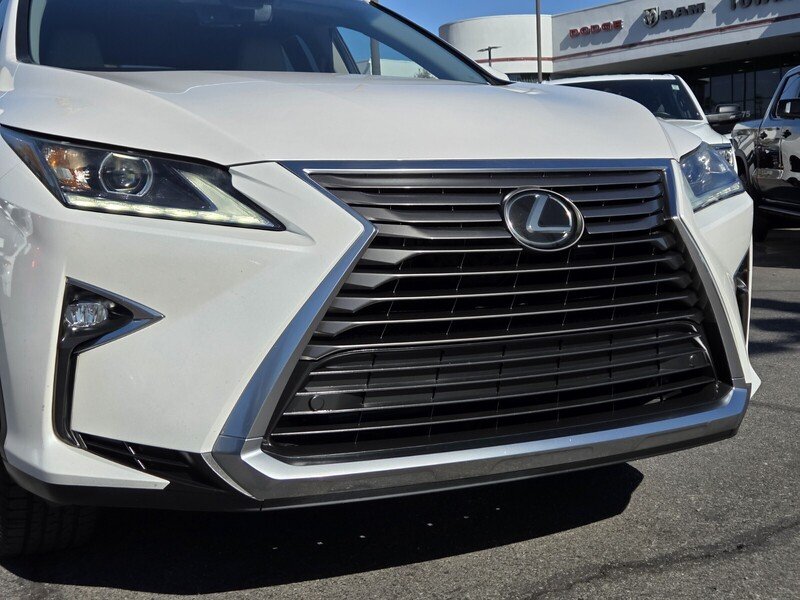 Used 2017 White Lexus 350 image 8
