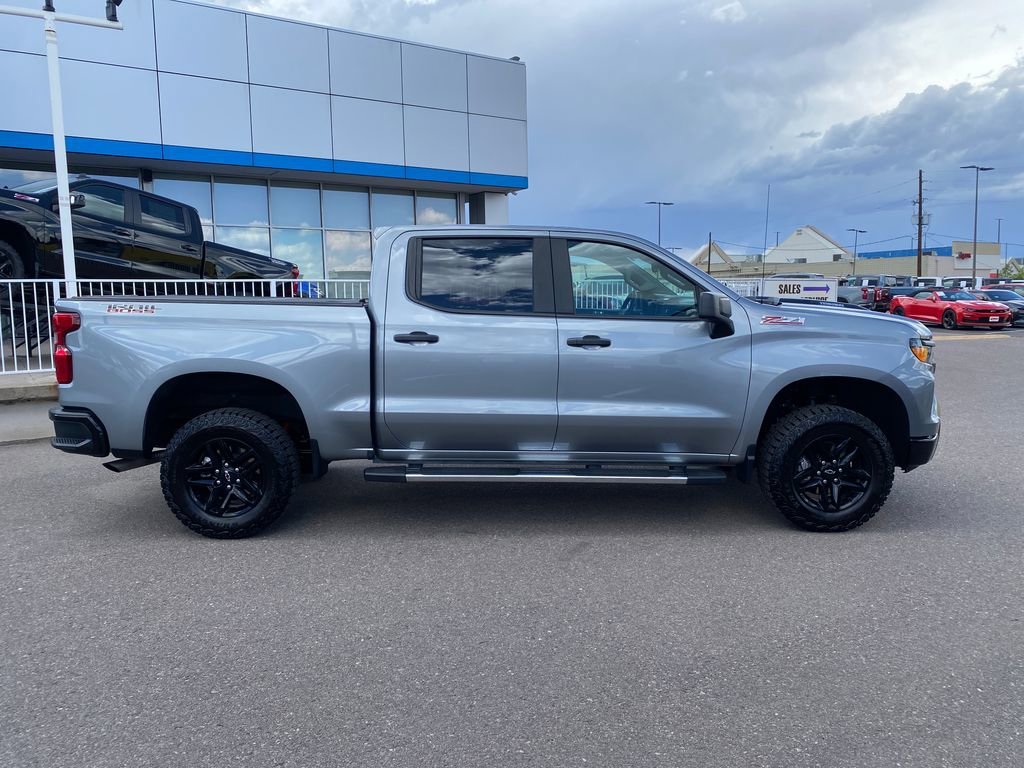 Used 2025 Sterling Gray Metallic Chevrolet Custom Trail Boss image 6
