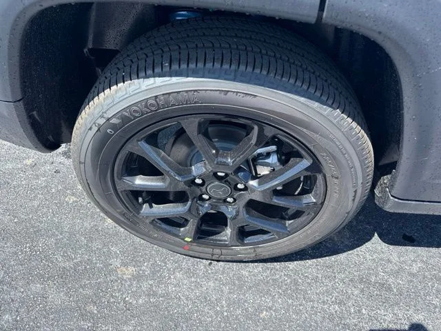 New 2026 Blue Jeep Latitude image 9