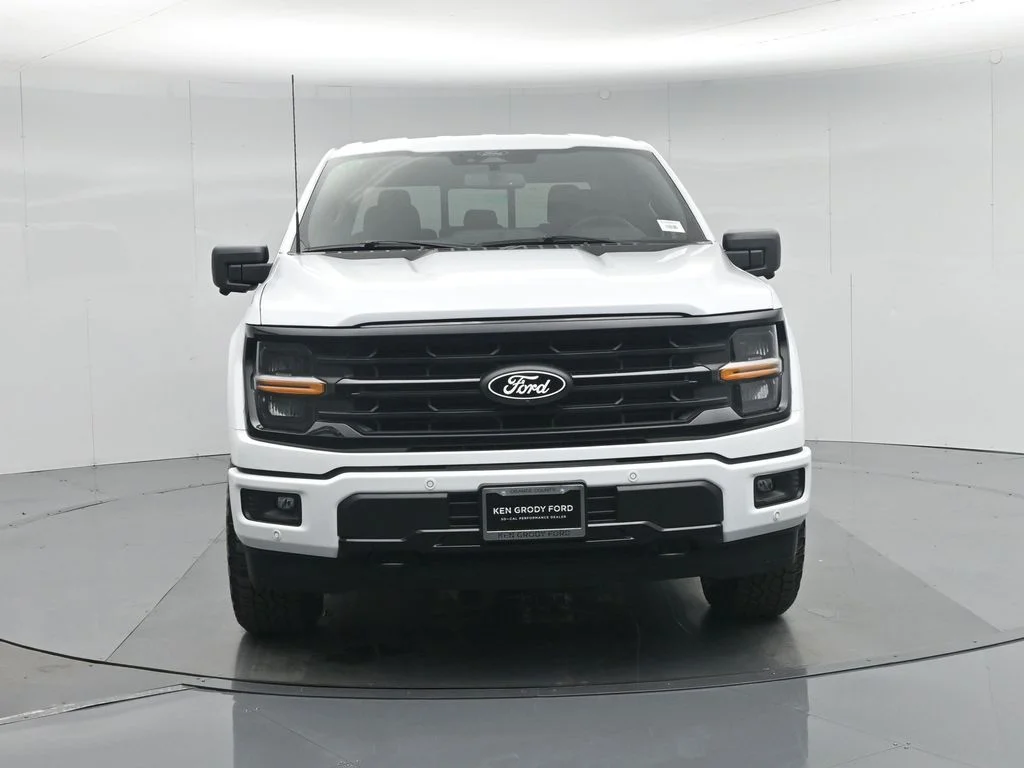 New 2026 Oxford White Ford XLT image 25