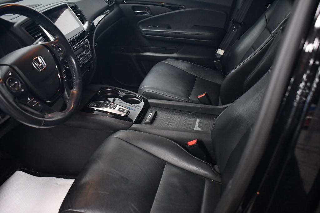 Certified Used 2017 Black Forest Pearl Honda Touring image 6