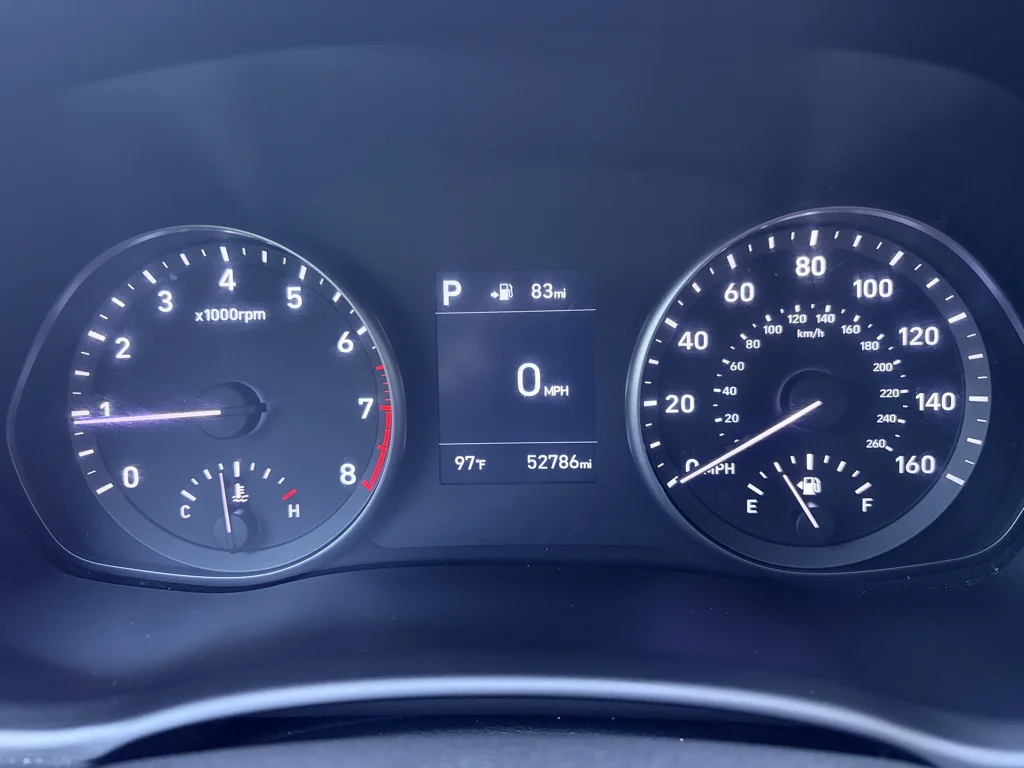 Used 2018 Summit Gray Hyundai Base image 15