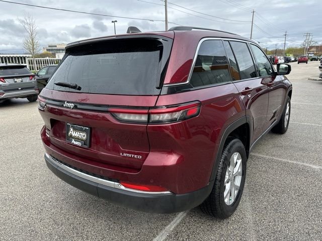 Used 2024 Red Jeep Limited image 7