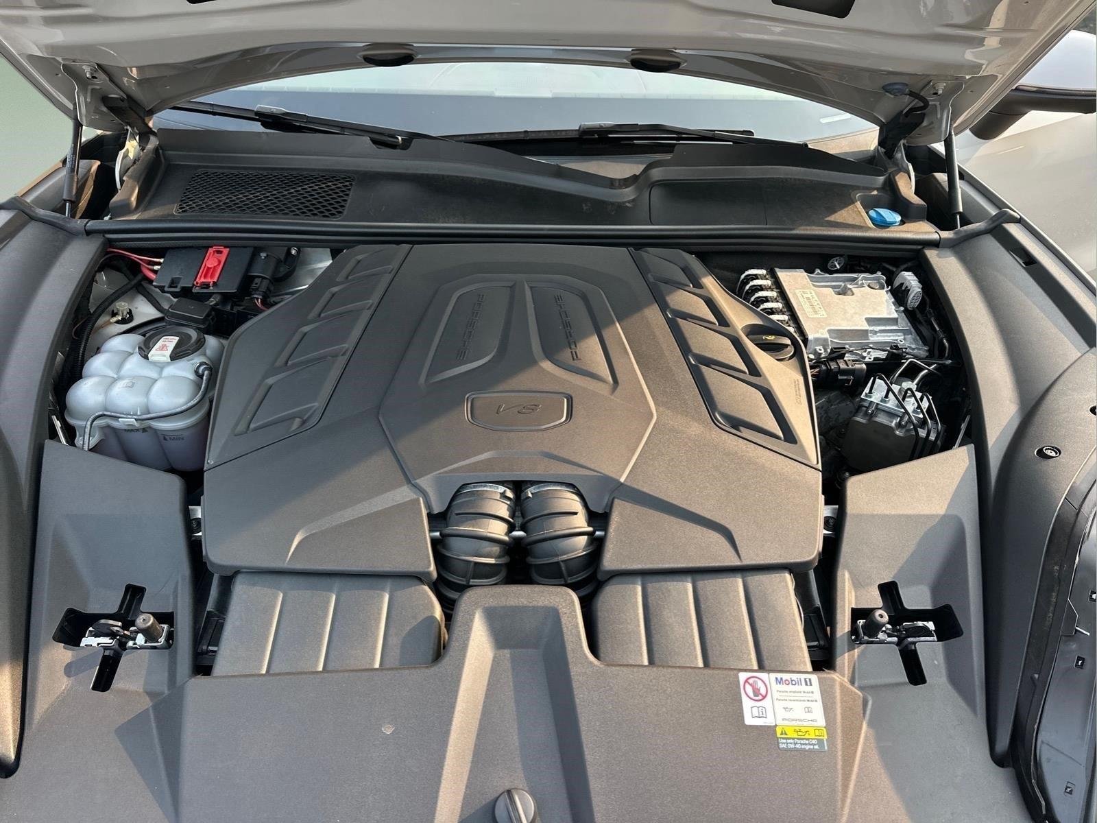 Used 2024 Chalk Porsche S image 35