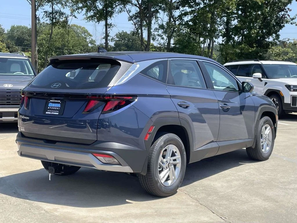 New 2026 Blue Hyundai SE image 3