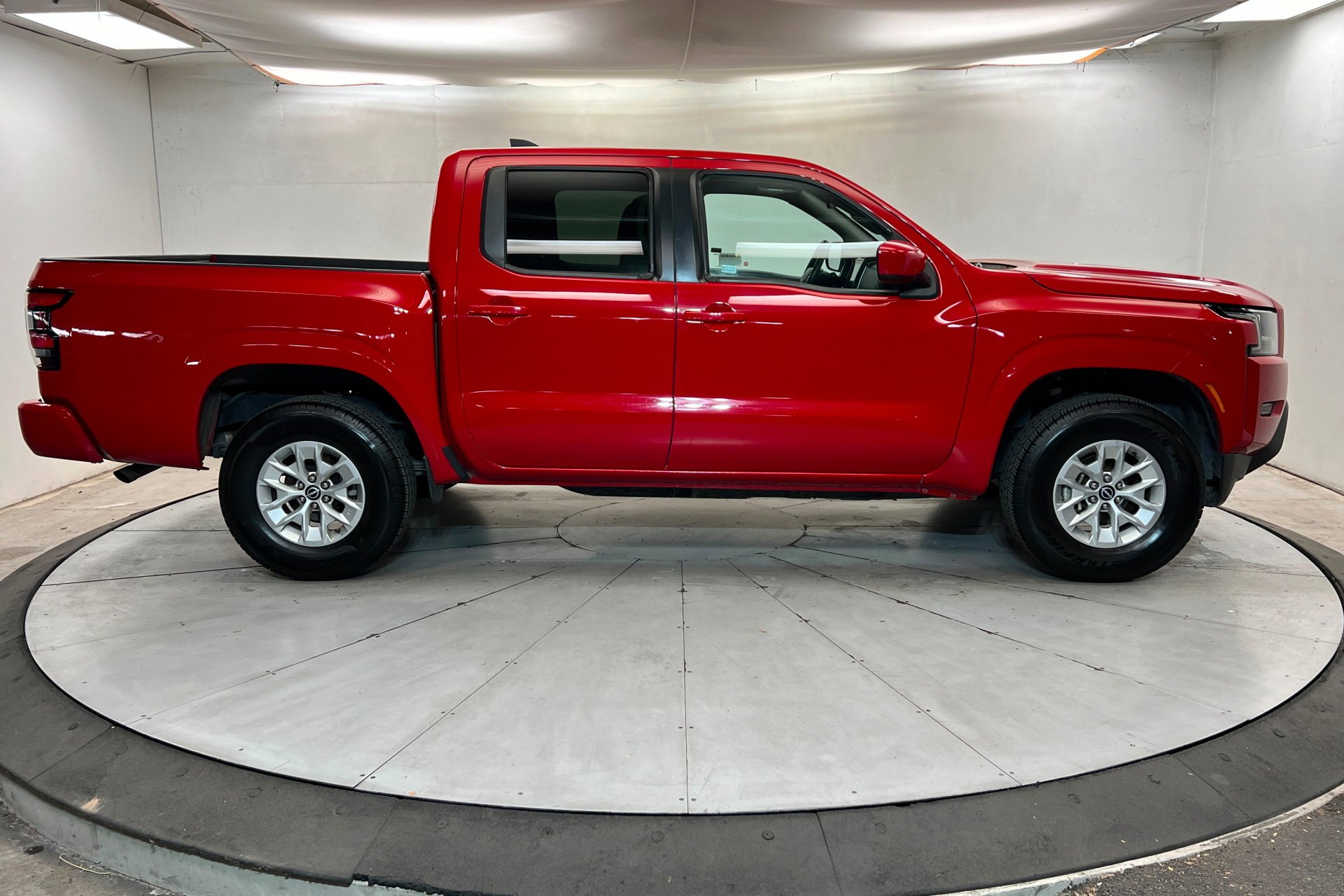 Used 2024 Red Alert Nissan SV image 7