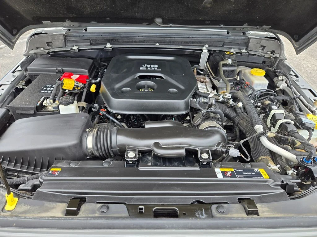 Certified Used 2023 Gray Jeep Altitude image 33
