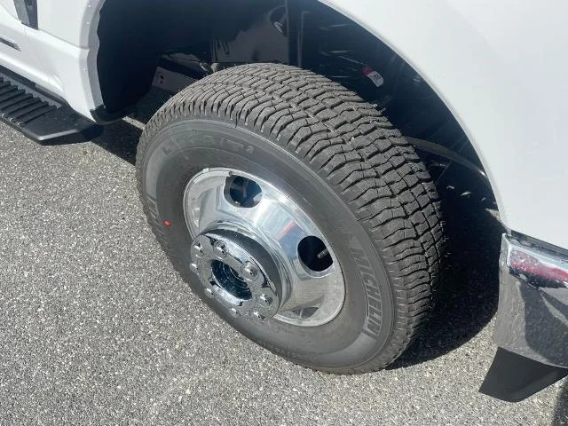 New 2026 Oxford White Ford F-350® XLT image 13