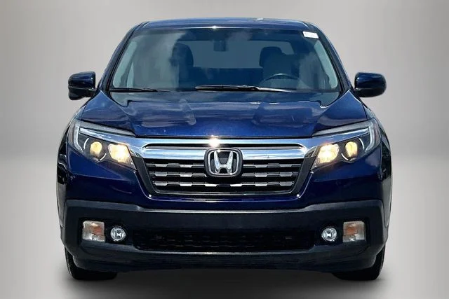 Used 2017  Honda RTL-T image 3